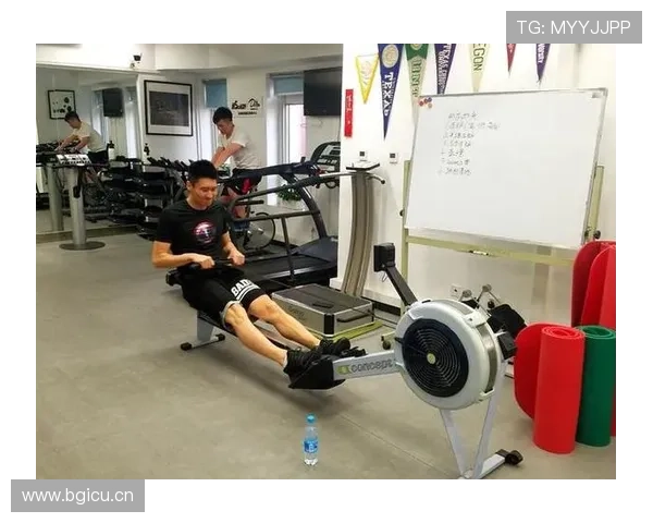 孙悦发的这张早餐图，随手一摆就是五星酒店既视感，普通人看了只好默默存钱