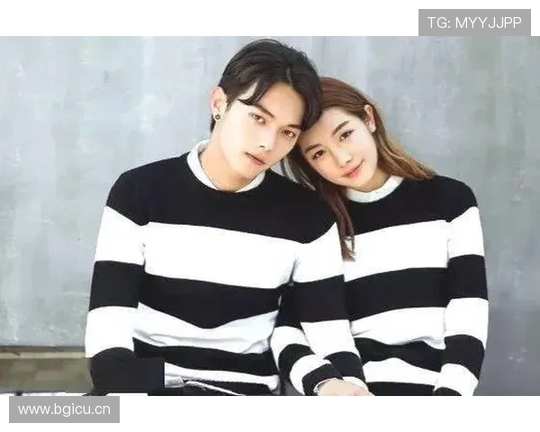 张楠又把生活过成电视剧，快递盒都比我工资高